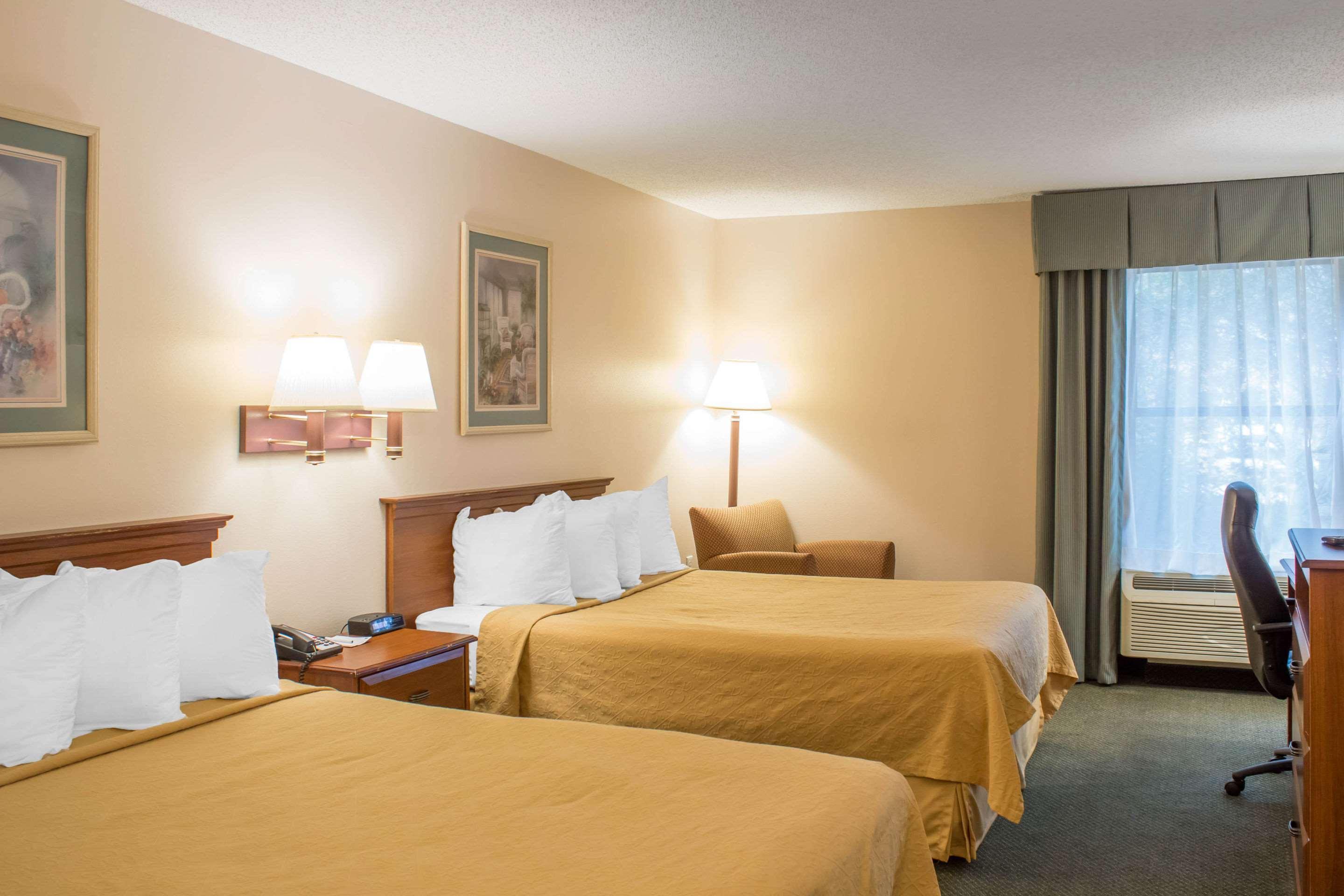 Econo Lodge RaleighRaleigh  Kültér fotó