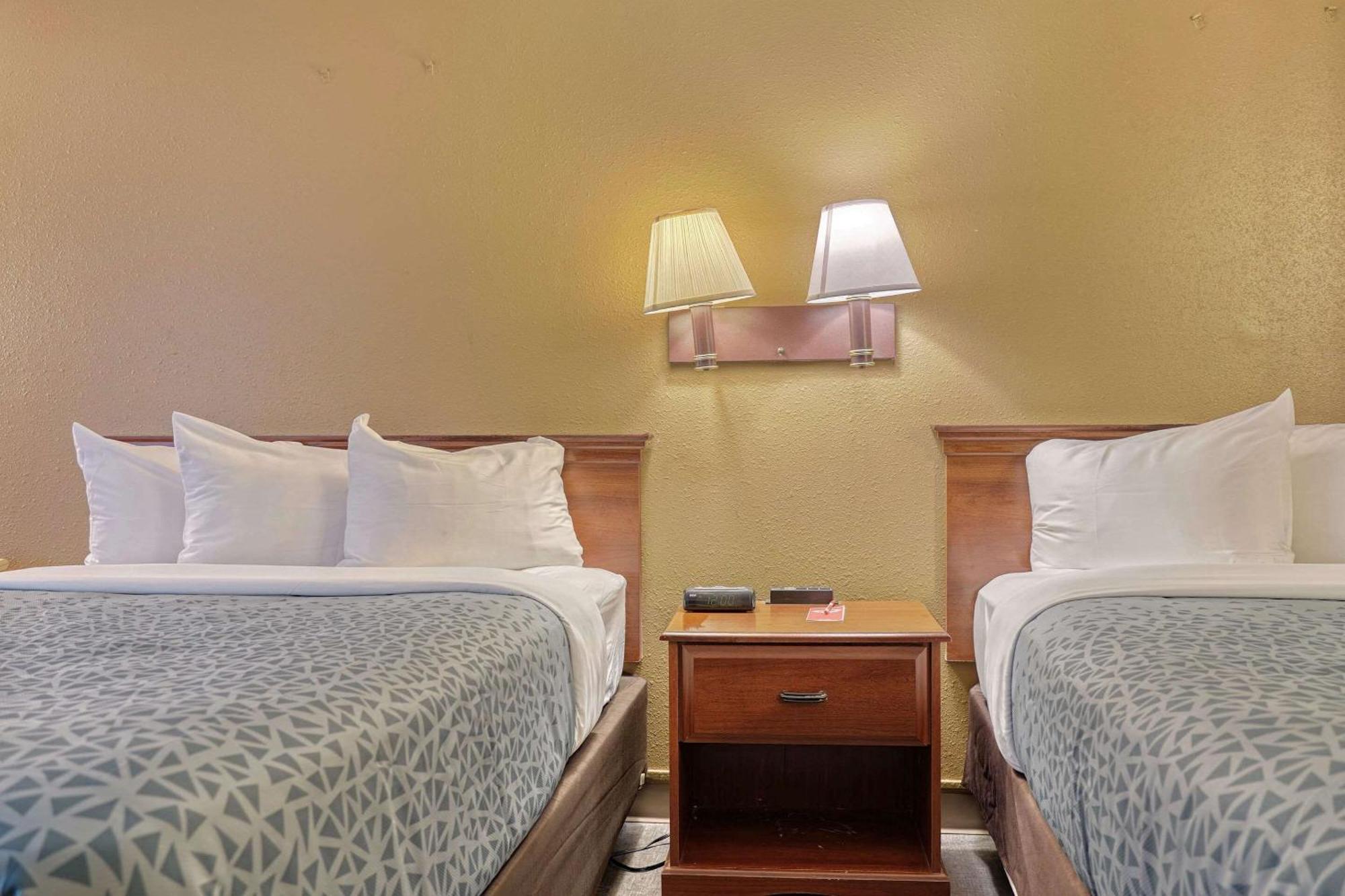 Econo Lodge RaleighRaleigh  Kültér fotó